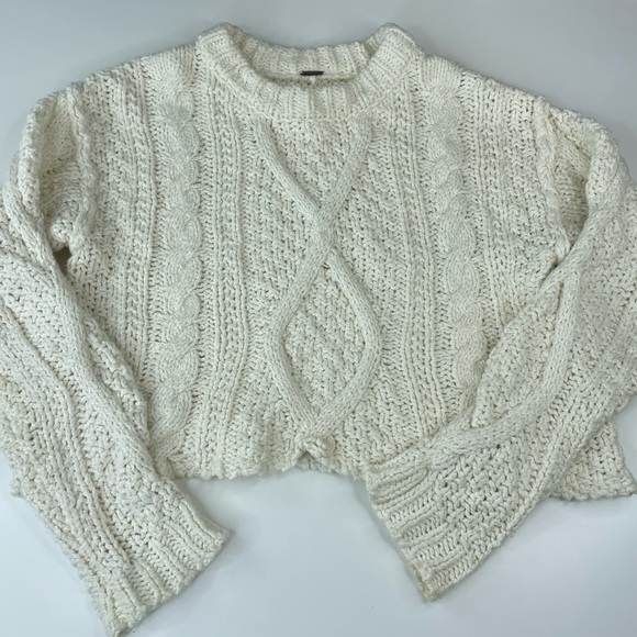 Free People Cutting Edge Cozy Cream Cable Knit Sweater Size Small - Picture 3 of 16